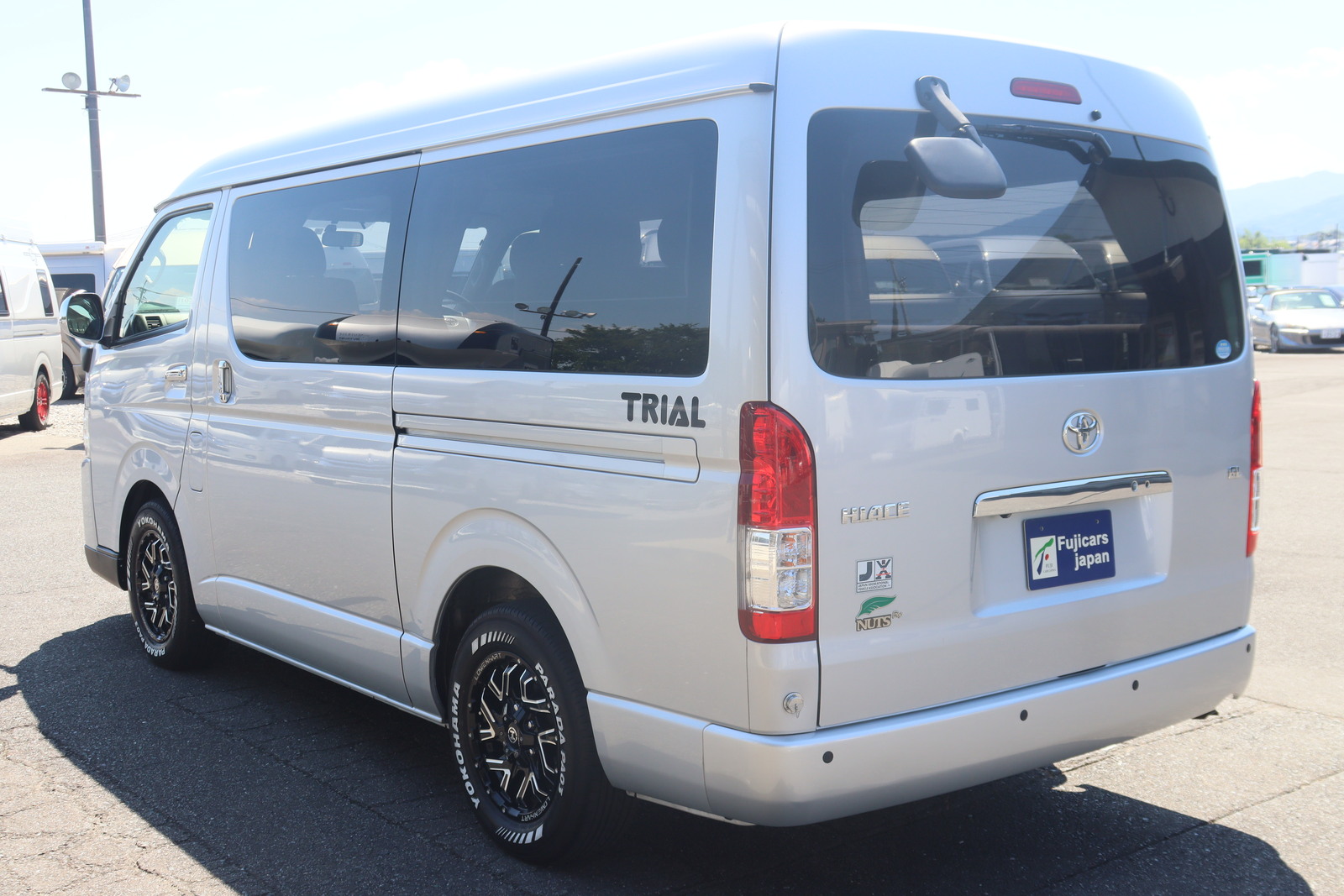 キャンピングカー バンコン ﾊｲｴｰｽ ﾅｯﾂRV ﾄﾗｲｱﾙ