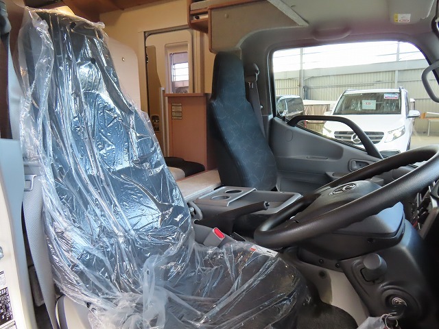 キャンピングカー キャブコン ｶﾑﾛｰﾄﾞﾌｼﾞｶｰｽﾞｼﾞｬﾊﾟﾝNova新車　4WD