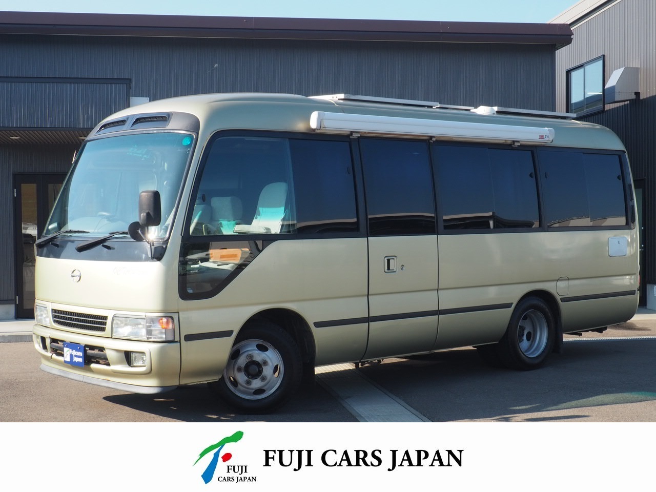 キャンピングカー バスコン コースター RVビックフット オクタービア 家AC