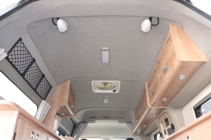 キャンピングカー バンコン ﾊｲｴｰｽ ﾅｯﾂRVﾘｰｸⅡ FF暖房 冷蔵庫 1ｵｰﾅｰ