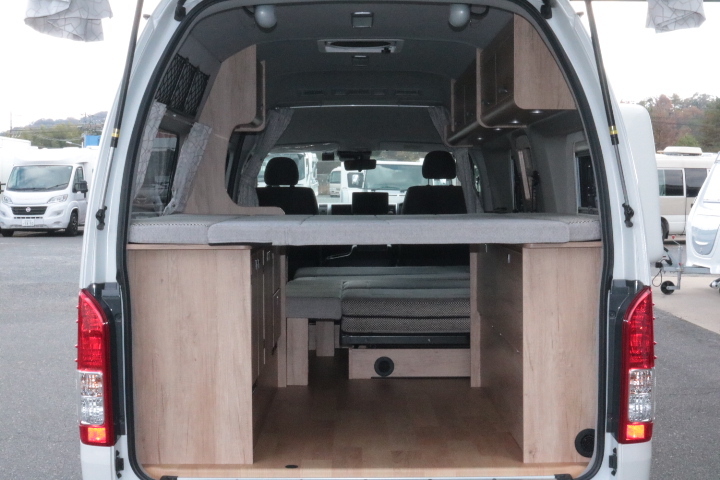 キャンピングカー バンコン ﾊｲｴｰｽ ﾅｯﾂRVﾘｰｸⅡ FF暖房 冷蔵庫 1ｵｰﾅｰ