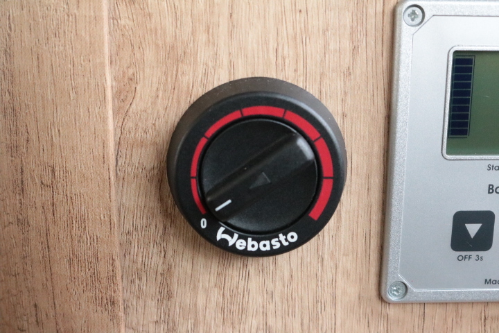 キャンピングカー バンコン ﾊｲｴｰｽ ﾅｯﾂRVﾘｰｸⅡ FF暖房 冷蔵庫 1ｵｰﾅｰ