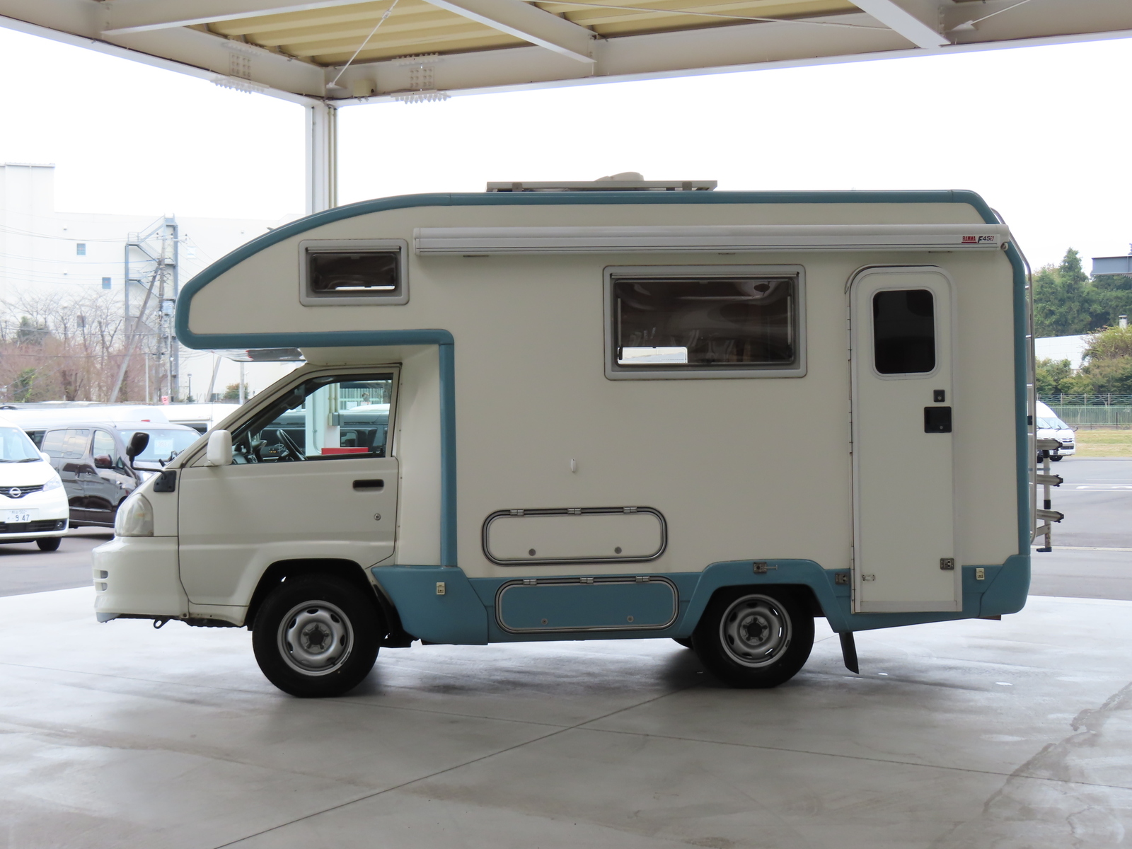 キャンピングカー キャブコン ﾗｲﾄｴｰｽ ﾊﾞﾝﾃｯｸ ｱﾄﾑ現状販売 MT4WD
