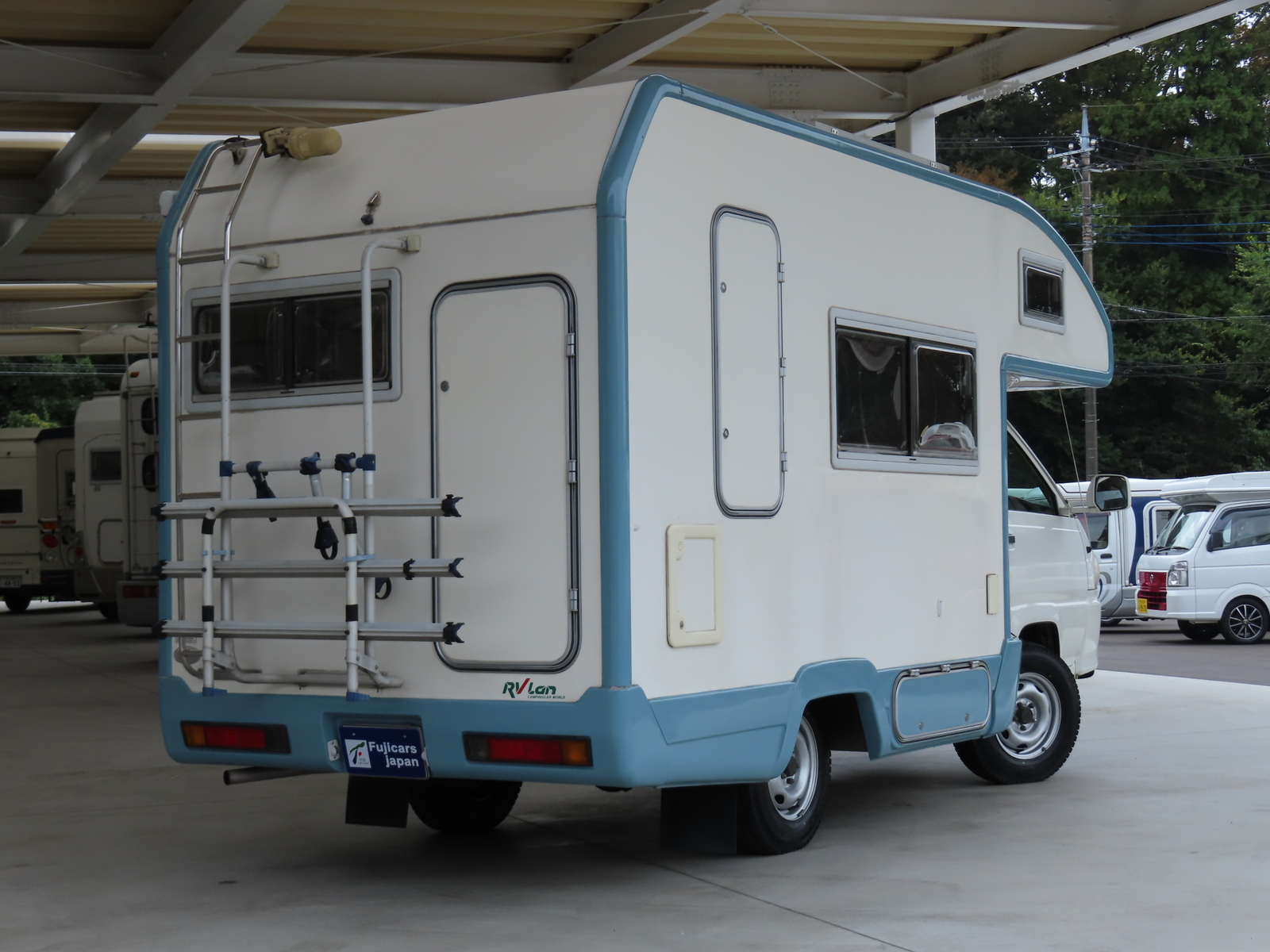 キャンピングカー キャブコン ﾗｲﾄｴｰｽ ﾊﾞﾝﾃｯｸ ｱﾄﾑ現状販売 MT4WD