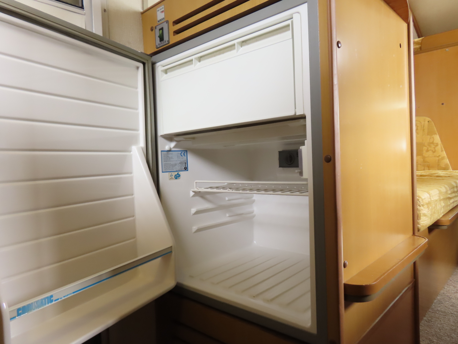 キャンピングカー キャブコン ﾗｲﾄｴｰｽ ﾊﾞﾝﾃｯｸ ｱﾄﾑ現状販売 MT4WD