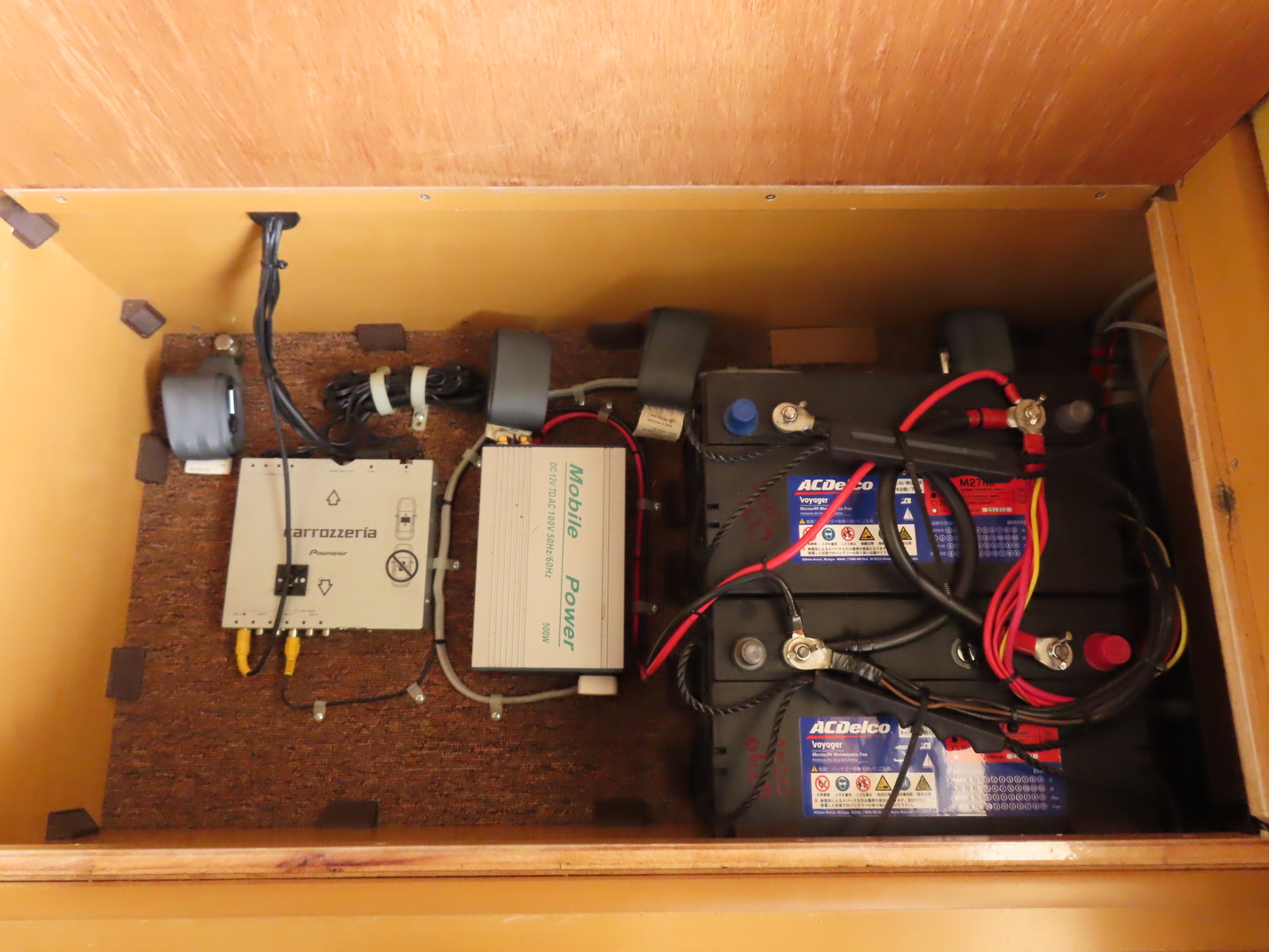 キャンピングカー キャブコン ﾗｲﾄｴｰｽ ﾊﾞﾝﾃｯｸ ｱﾄﾑ現状販売 MT4WD