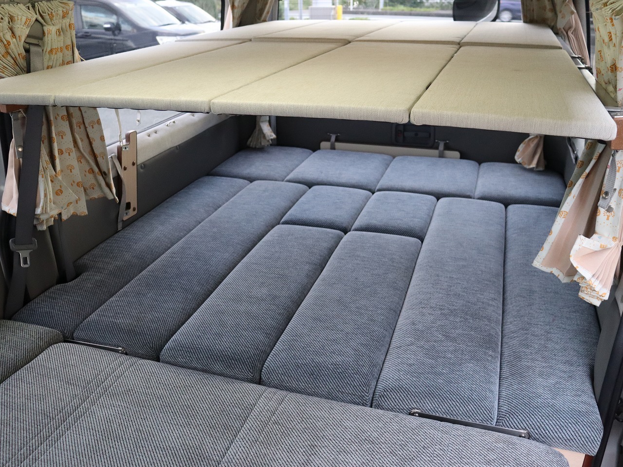 キャンピングカー バンコン ﾊｲｴｰｽ ﾘﾝｴｲ ﾊﾞｶﾝﾁｪｽ ﾘｯﾂ