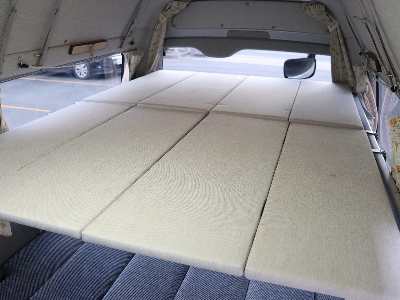 キャンピングカー バンコン ﾊｲｴｰｽ ﾘﾝｴｲ ﾊﾞｶﾝﾁｪｽ ﾘｯﾂ