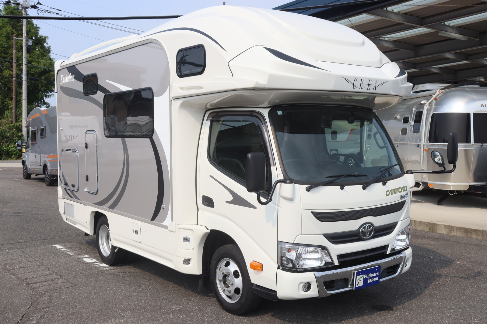 キャンピングカー キャブコン ｶﾑﾛｰﾄﾞ ﾅｯﾂRV ｸﾚｱ5.3Wｴﾎﾞﾘｭｰｼｮﾝ