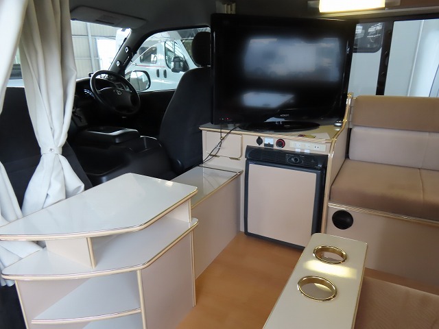 キャンピングカー バンコン ﾊｲｴｰｽ かｰいんてりあ高橋 ﾘﾗｯｸｽﾜｺﾞﾝ 4WD