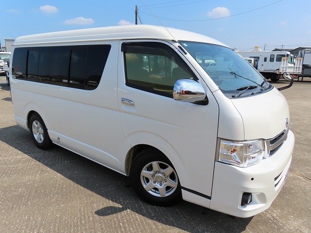 キャンピングカー バンコン ﾊｲｴｰｽ かｰいんてりあ高橋 ﾘﾗｯｸｽﾜｺﾞﾝ 4WD