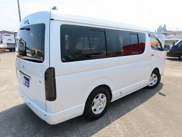 キャンピングカー バンコン ﾊｲｴｰｽ かｰいんてりあ高橋 ﾘﾗｯｸｽﾜｺﾞﾝ 4WD