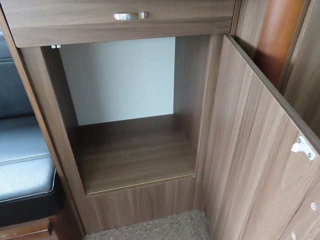 キャンピングカー トレーラー ﾀｺｽ ﾐﾐｰ310　牽引免許不要　家庭用ｴｱｺﾝ