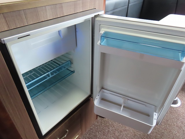 キャンピングカー トレーラー ﾀｺｽ ﾐﾐｰ310　牽引免許不要　家庭用ｴｱｺﾝ