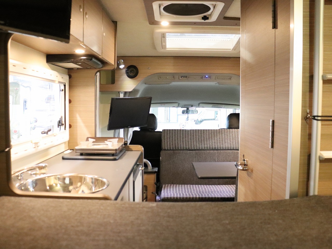 キャンピングカー キャブコン ﾊｲｴｰｽ ｱﾈｯｸｽ ﾘﾊﾞﾃｨNS 4WD　FF