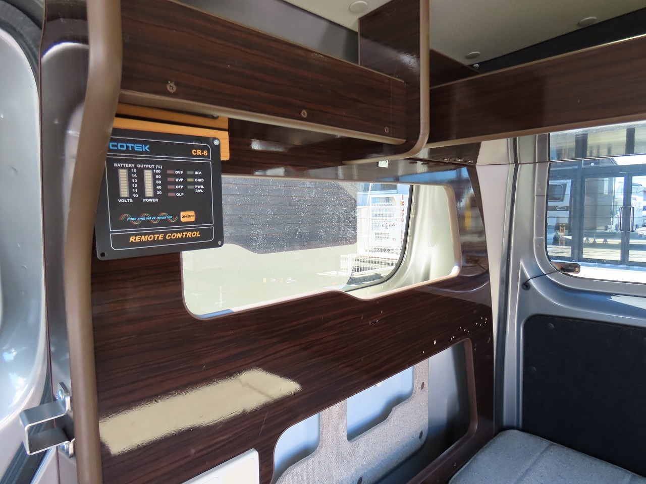 キャンピングカー バンコン NV200ﾊﾞﾈｯﾄ ｱﾈｯｸｽ製ﾘｺﾙｿSS