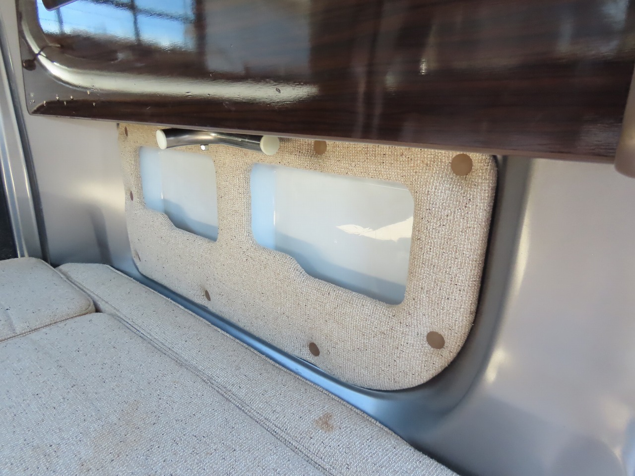キャンピングカー バンコン NV200ﾊﾞﾈｯﾄ ｱﾈｯｸｽ製ﾘｺﾙｿSS