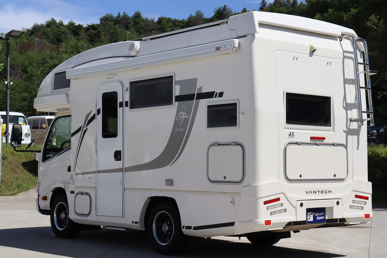 キャンピングカー キャブコン ｶﾑﾛｰﾄﾞ ﾊﾞﾝﾃｯｸ ｼﾞﾙ520 4WD