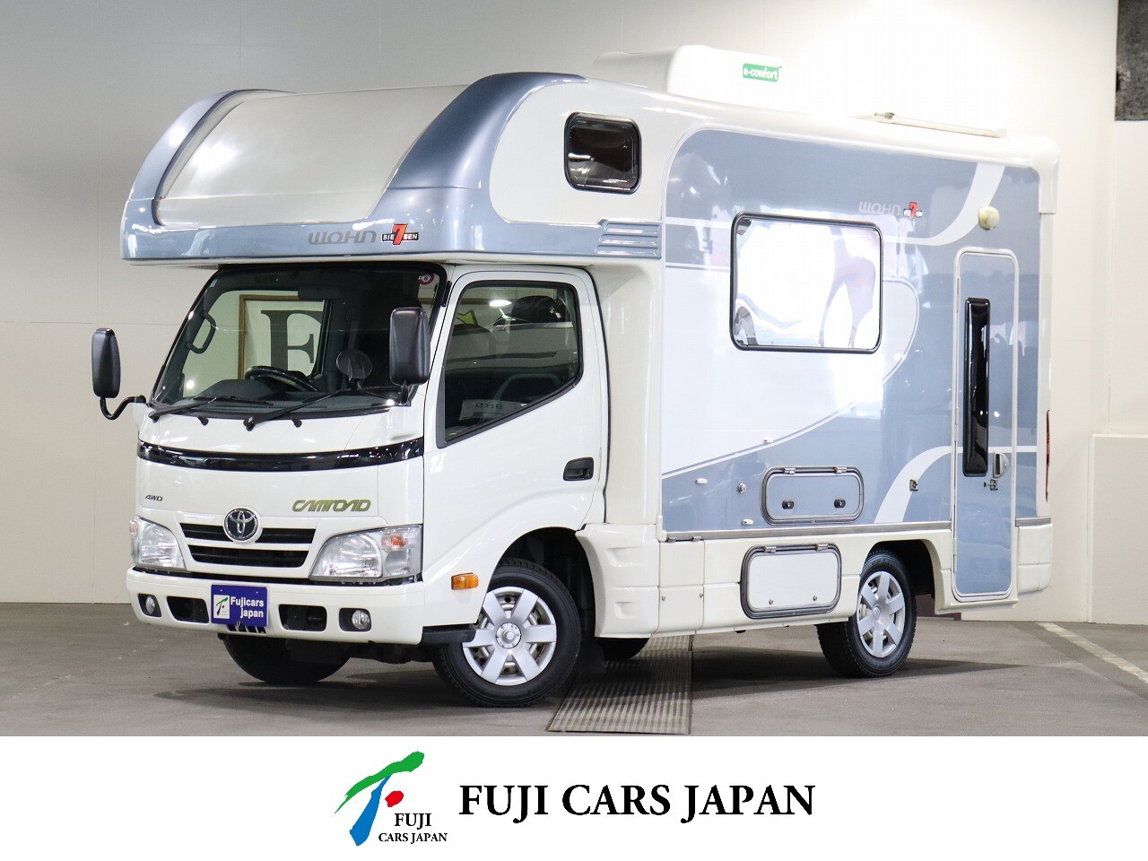 キャブコン カムロード 東和ヴォーンズィーベン 4WD　エアコン