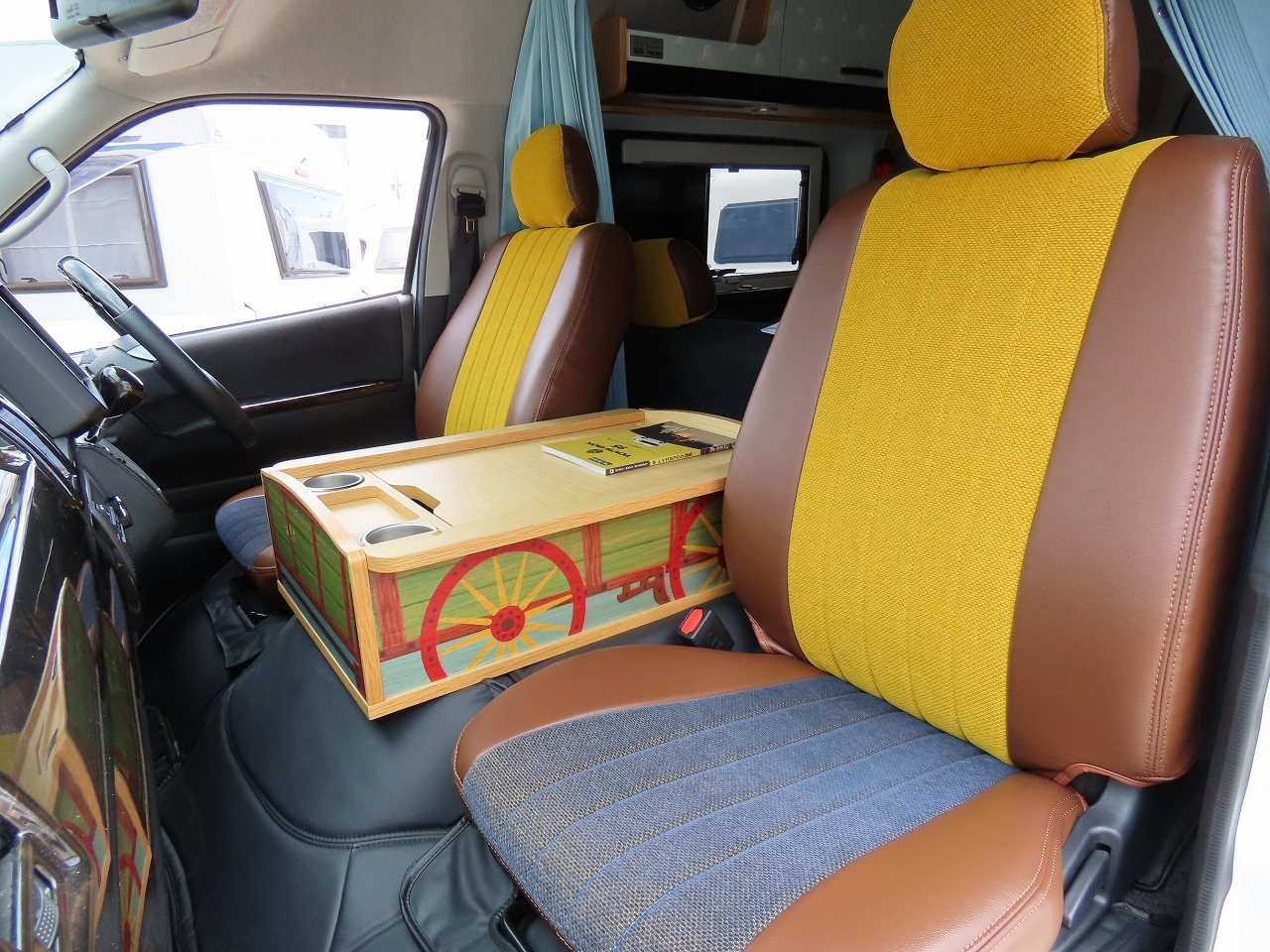 キャンピングカー バンコン ﾊｲｴｰｽ TOYS’BOX95 限定30台