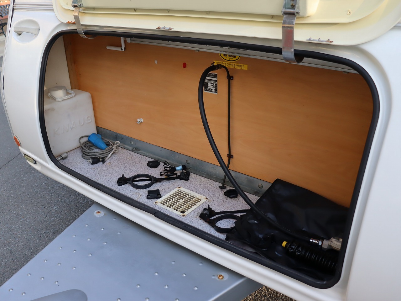 キャンピングカー トレーラー ｸﾅｳｽ ﾎﾟﾙﾄ6 FFﾋｰﾀｰ 牽引免許不要