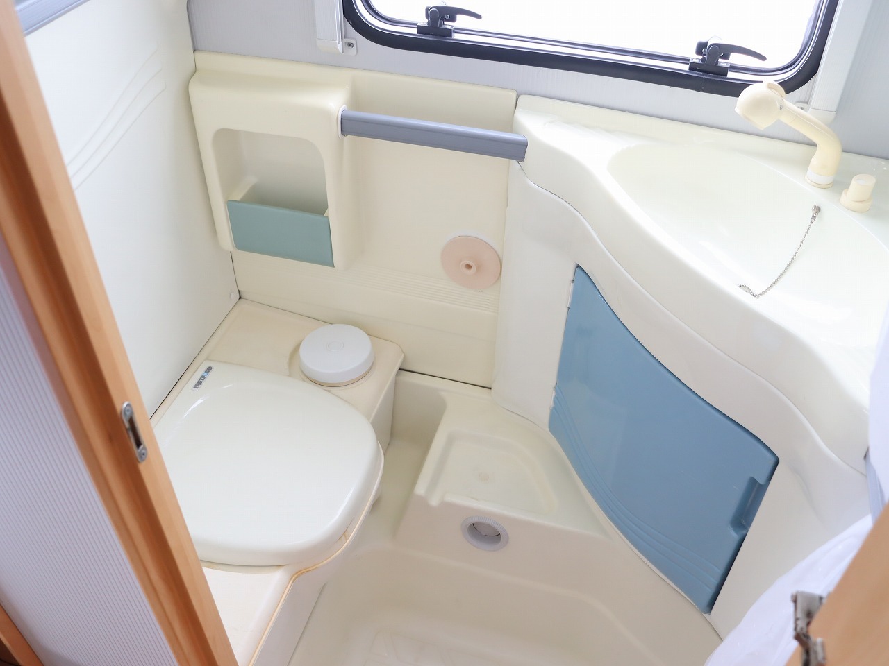 キャンピングカー トレーラー ｸﾅｳｽ ﾎﾟﾙﾄ6 FFﾋｰﾀｰ 牽引免許不要