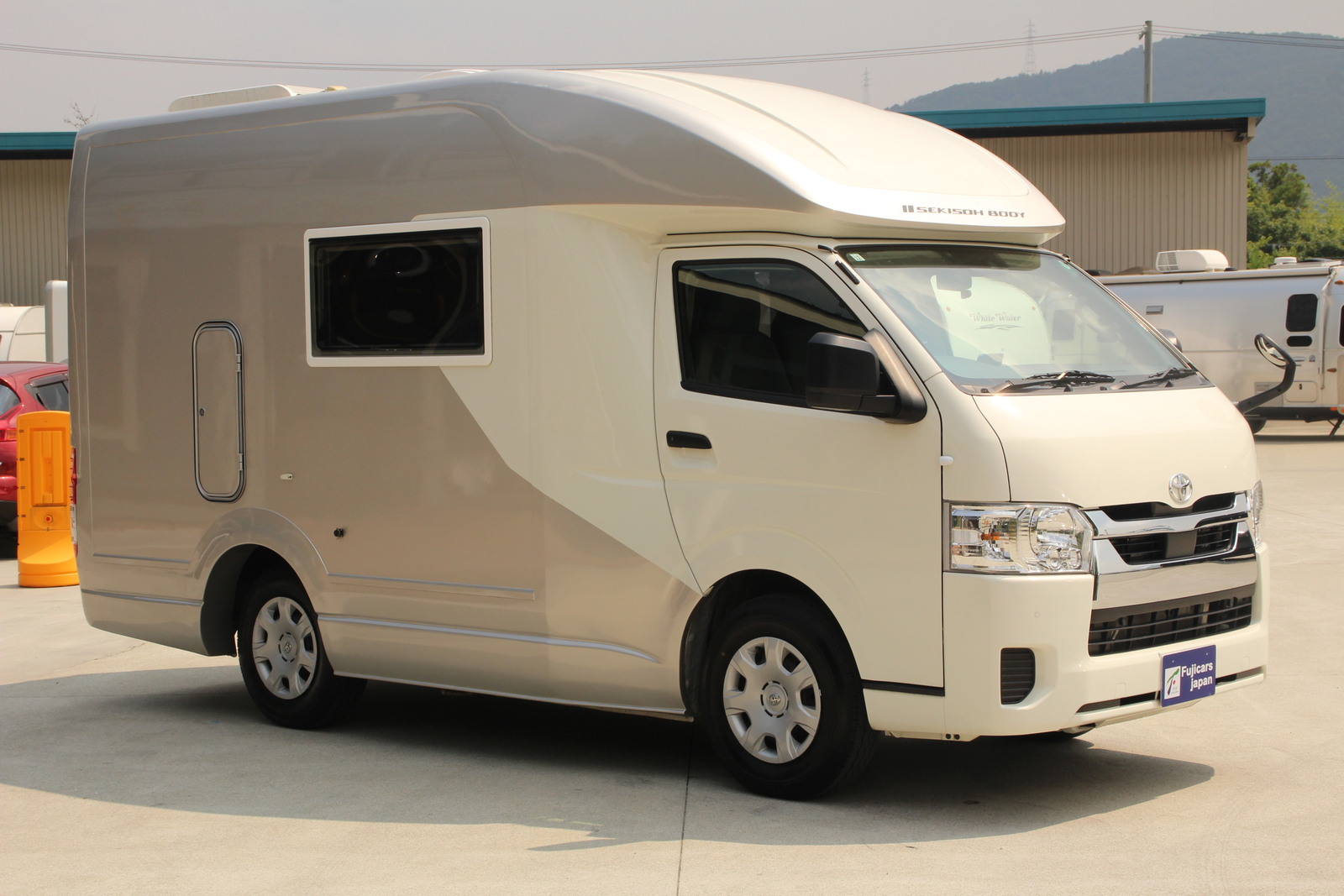 キャンピングカー キャブコン ﾊｲｴｰｽ ｾｷｿｰ ﾄﾑ200