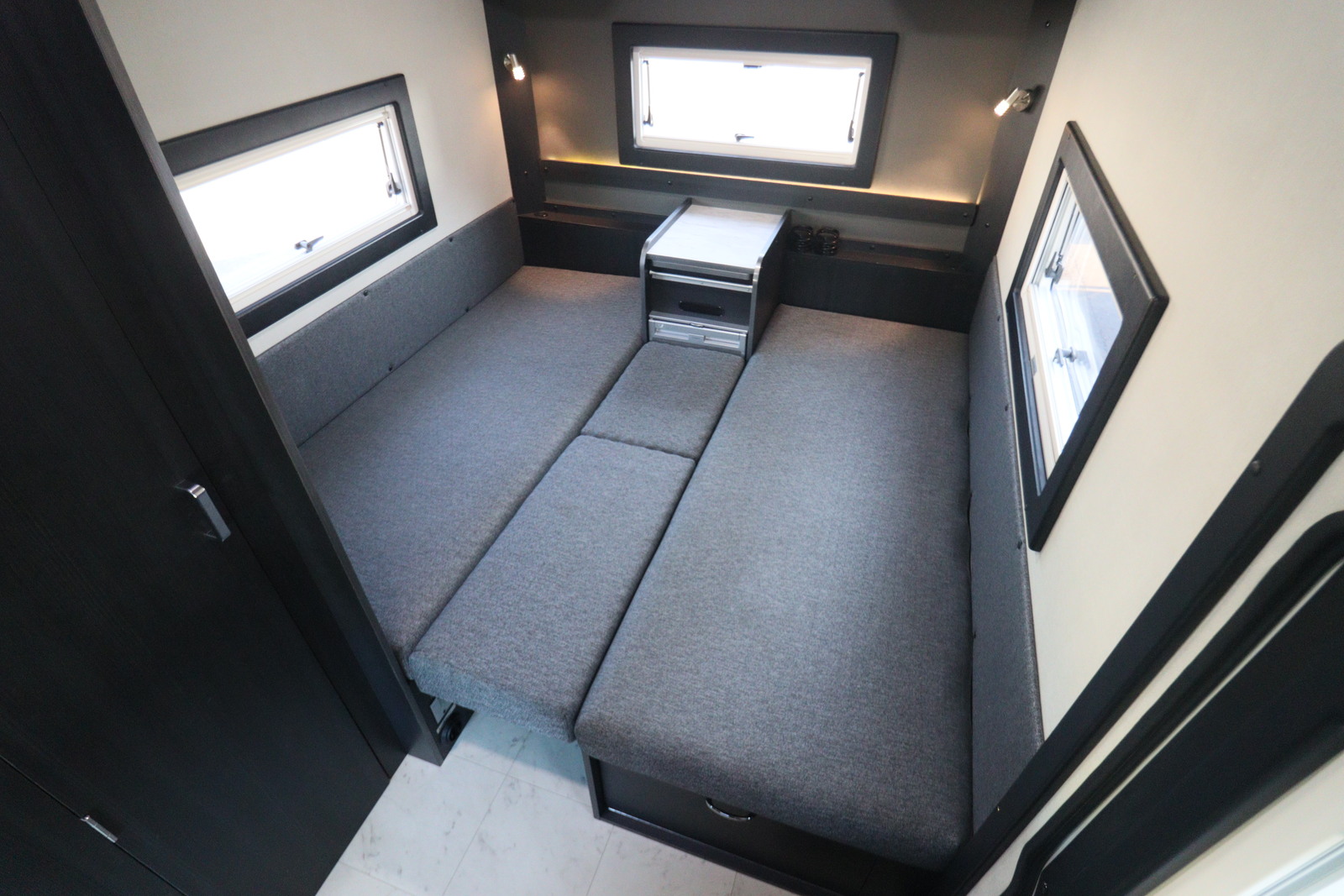キャンピングカー キャブコン ﾊｲｴｰｽ RVﾄﾗｽﾄ TR500 C-LH