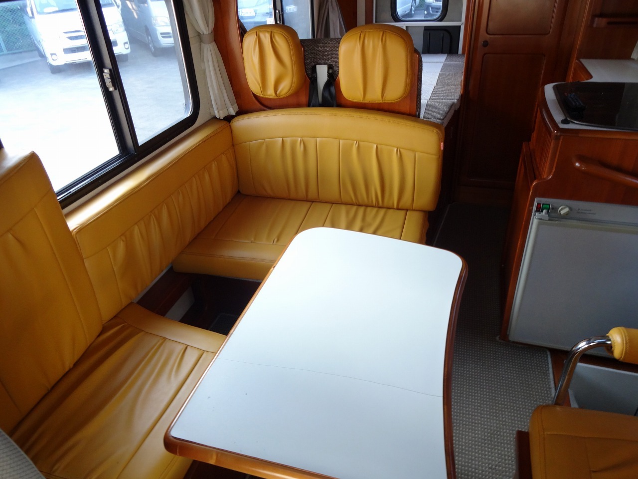 キャンピングカー キャブコン ｶﾑﾛｰﾄﾞ ﾀｺｽ ｳｨｽﾞ525　家庭用ｴｱｺﾝ　FF　