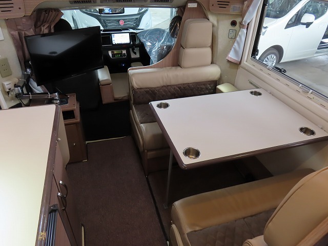キャンピングカー キャブコン ﾊｲｴｰｽ ﾌｧﾝﾙｰﾁｪ ｾﾚﾝｹﾞﾃｨ525 4WD