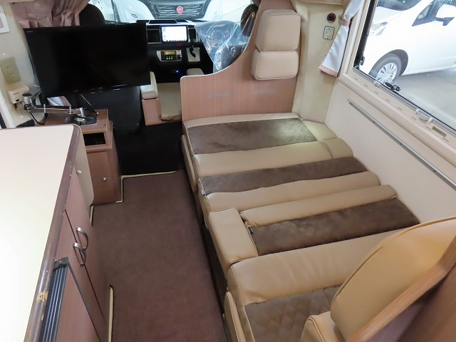 キャンピングカー キャブコン ﾊｲｴｰｽ ﾌｧﾝﾙｰﾁｪ ｾﾚﾝｹﾞﾃｨ525 4WD