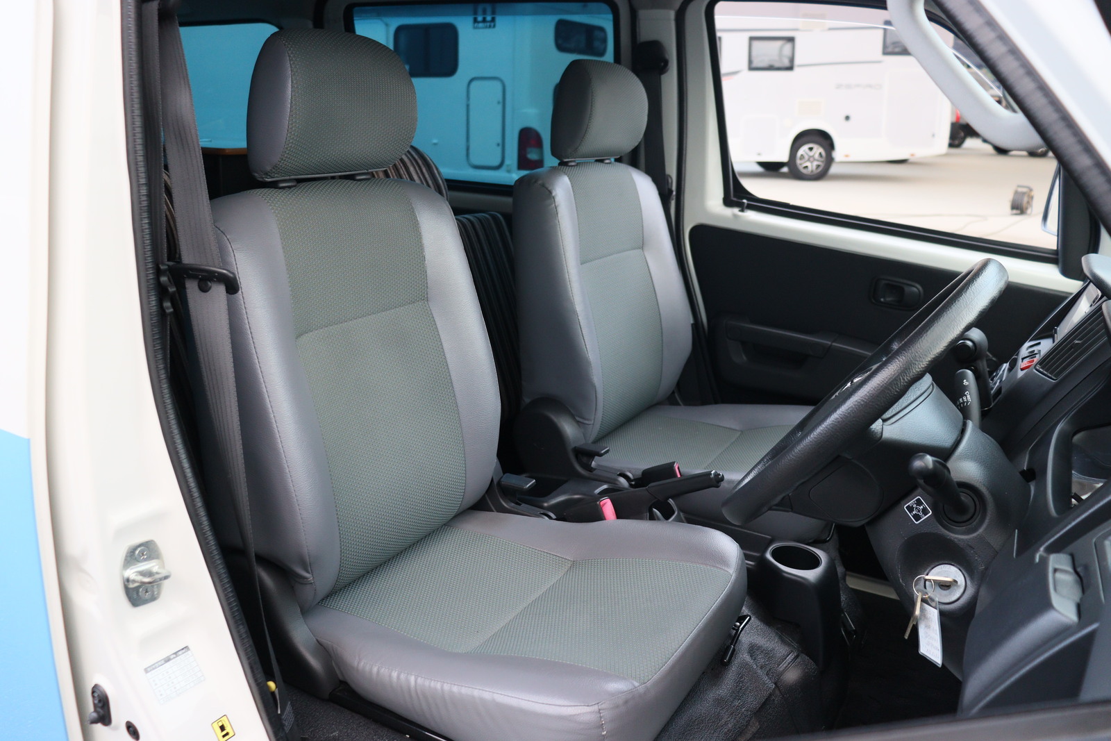 キャンピングカー バンコン ﾀｳﾝｴｰｽ ｱﾙﾄﾋﾟｱｰﾉ 基本電源ﾊﾟｯｹｰｼﾞ