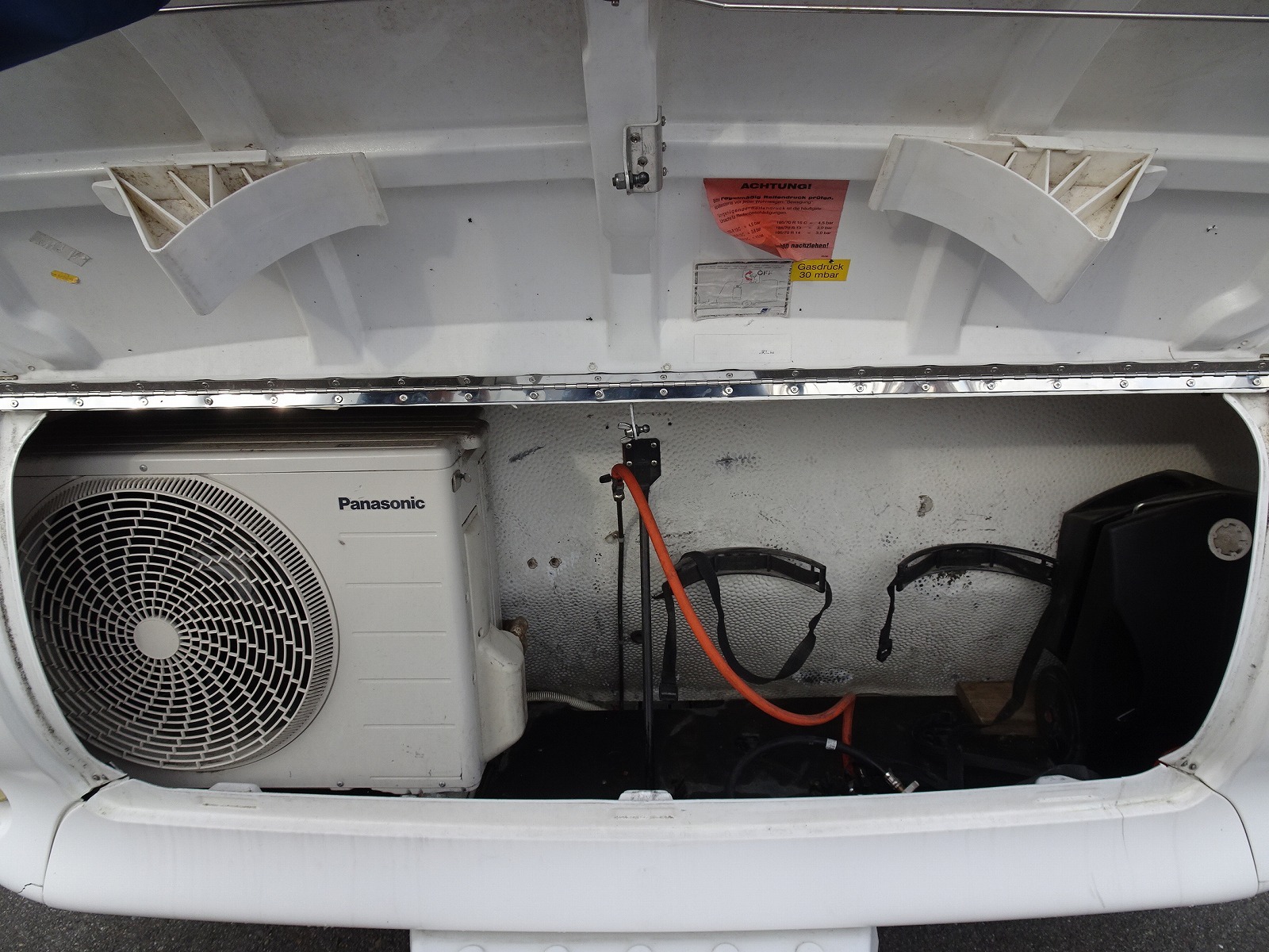 キャンピングカー トレーラー ﾎﾋﾞｰ 540UK ｴｸｾﾚﾝﾄ 家庭用AC