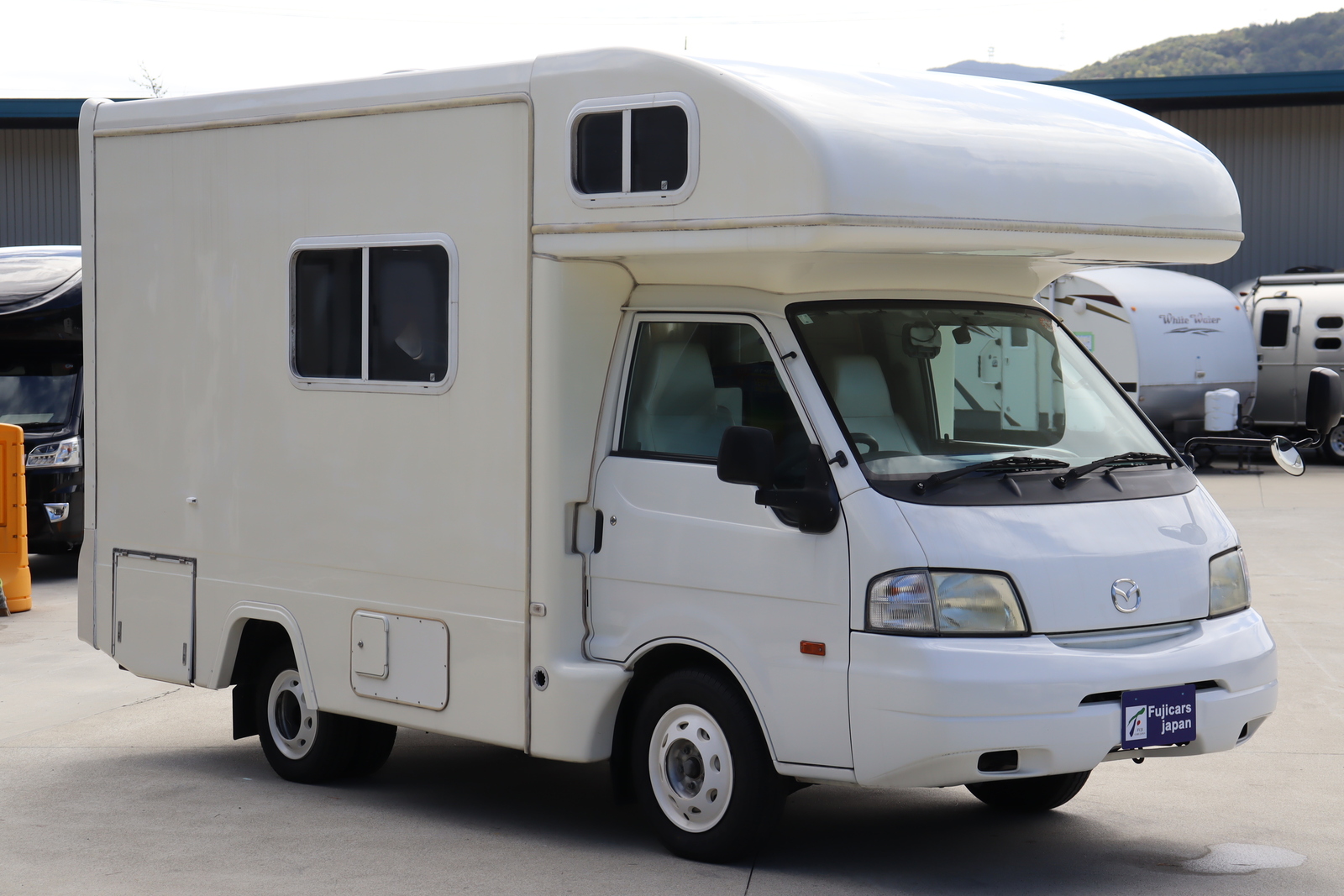 キャンピングカー キャブコン ﾎﾞﾝｺﾞ ﾏｯｸﾚｰ ｸﾞﾘｰｸ480