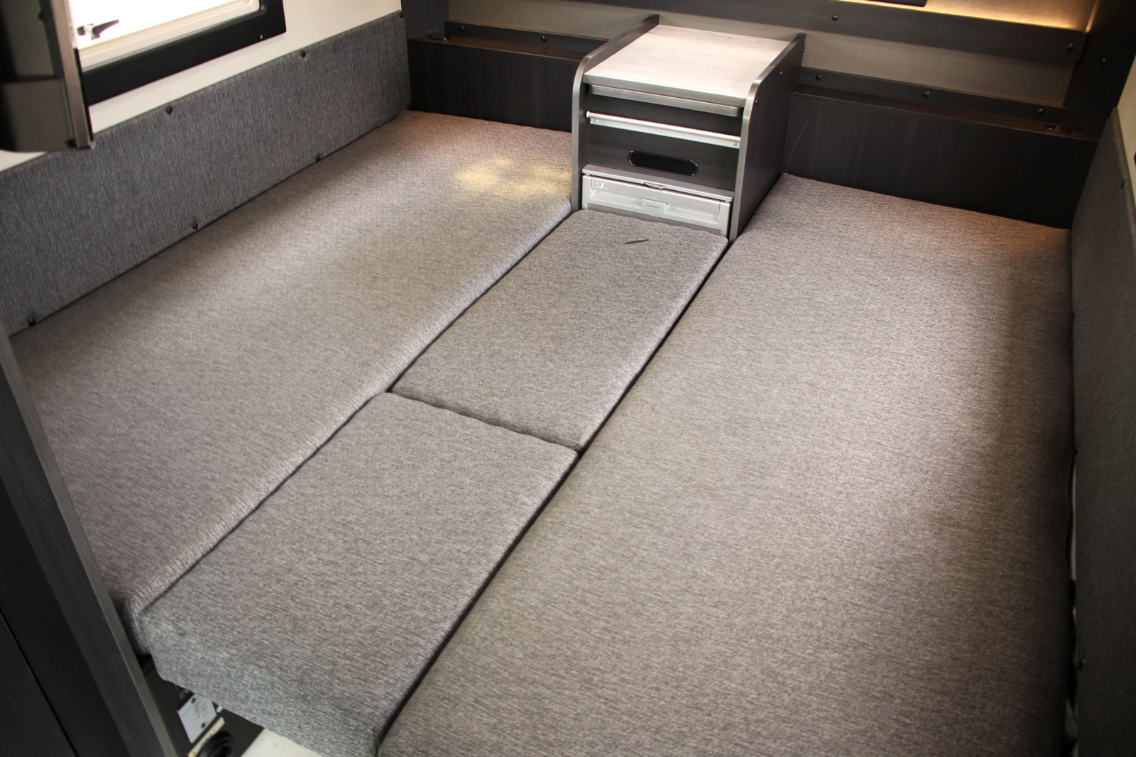 キャンピングカー キャブコン ﾊｲｴｰｽ RVﾄﾗｽﾄ TR500C-LH