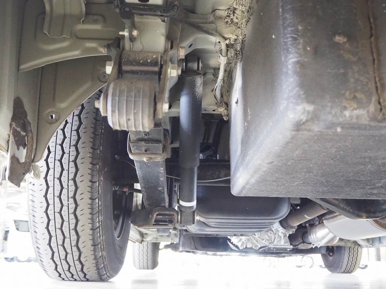 キャンピングカー バンコン ﾊｲｴｰｽ 東和ﾓｰﾀｰｽ ﾂｪﾙﾄWG 4WD 寒冷地仕様
