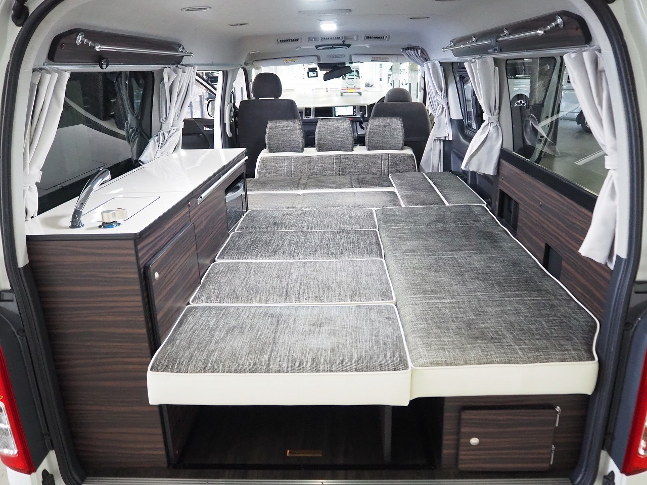 キャンピングカー バンコン ﾊｲｴｰｽ 東和ﾓｰﾀｰｽ ﾂｪﾙﾄWG 4WD 寒冷地仕様