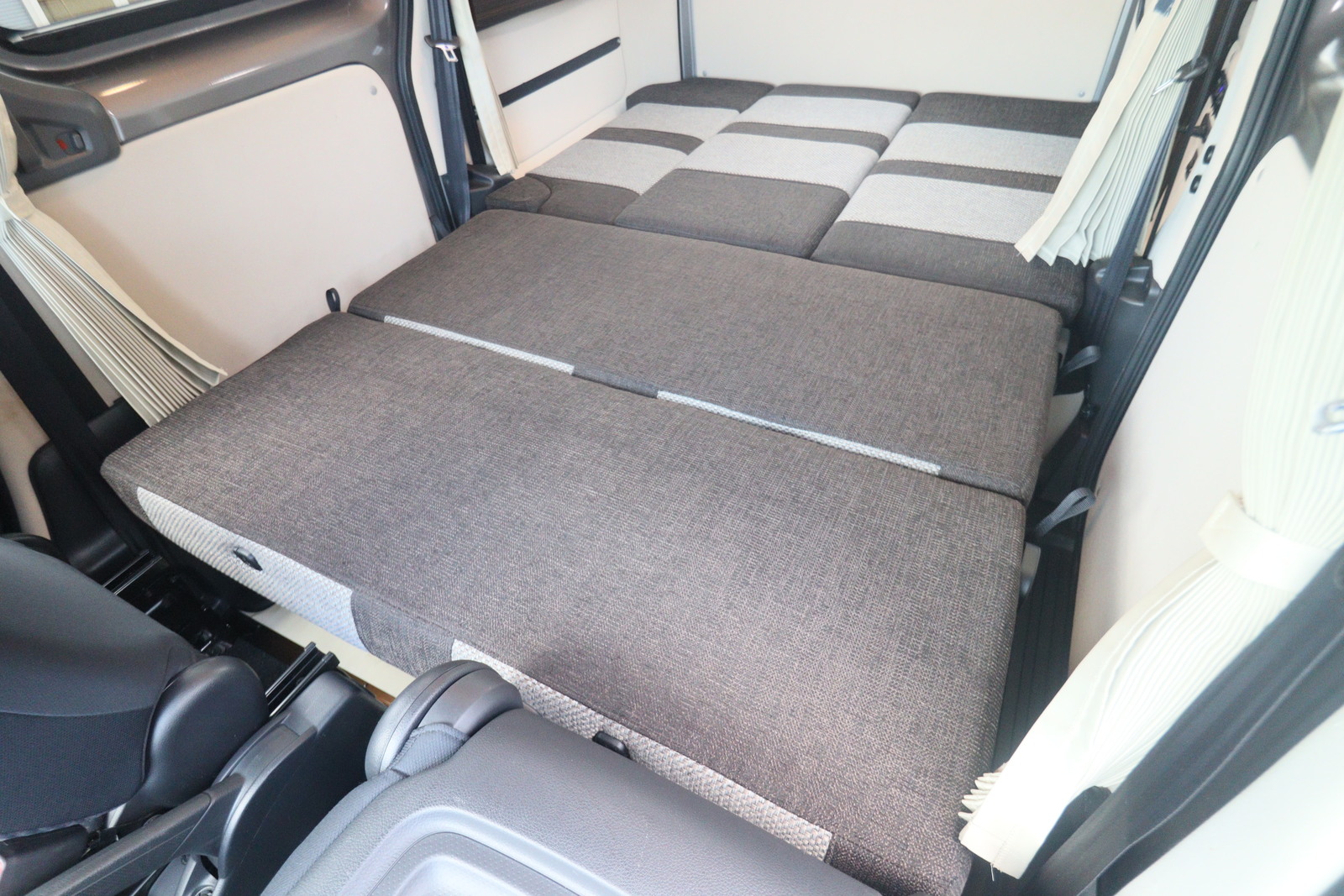 キャンピングカー バンコン NV200ﾊﾞﾈｯﾄ ﾎﾟｯﾌﾟｺﾝ ｷｬﾝﾊﾟｰR