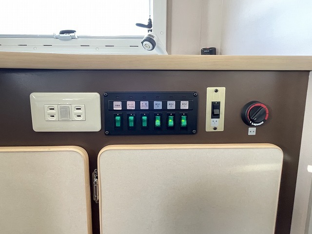 キャンピングカー キャブコン ﾀｳﾝｴｰｽ ｾｷｿｰ ﾄﾑ23 5MT