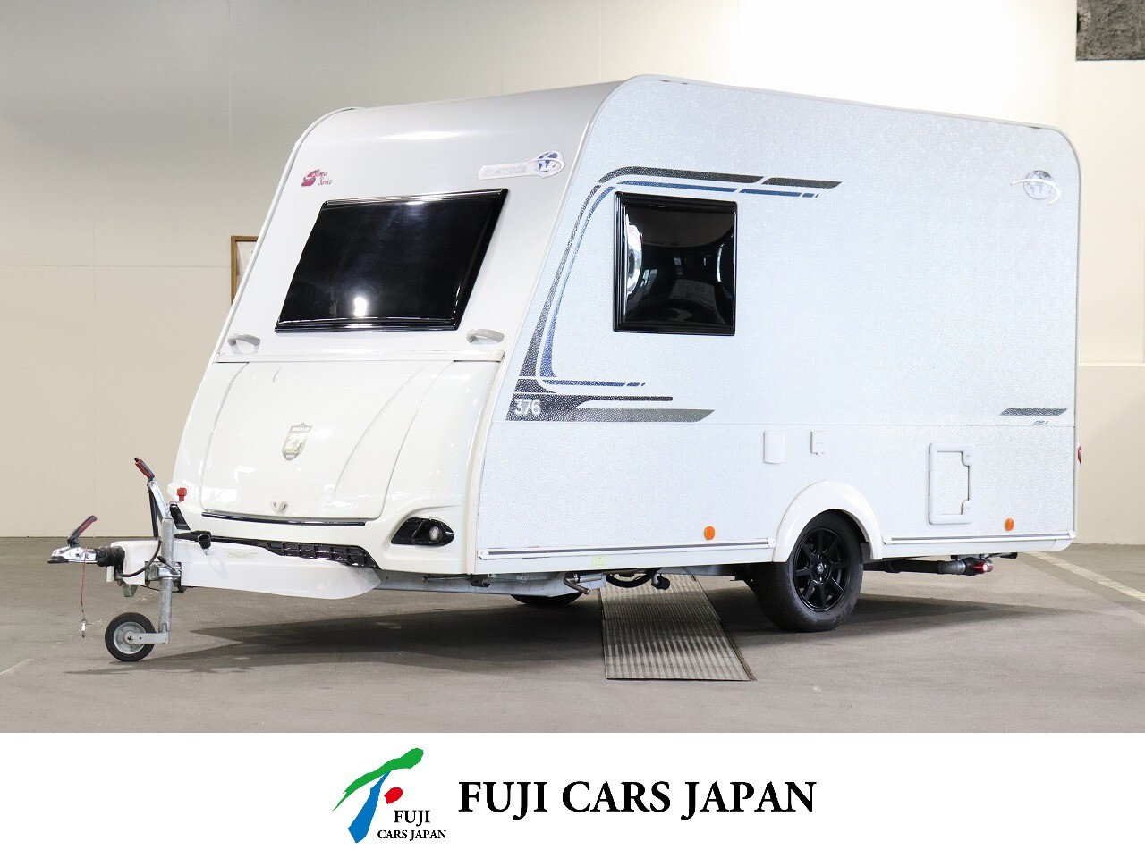 キャンピングカー トレーラー トリガノ エメロード376VIP　エコフローデルタ2