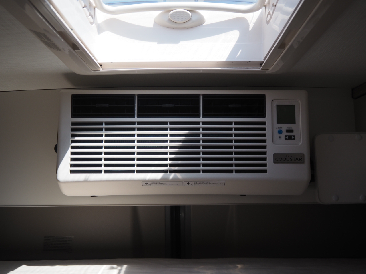 キャンピングカー バンコン ﾃﾞｭｶﾄ ﾛｰﾗｰﾁｰﾑ ﾘﾋﾞﾝｸﾞｽﾄｰﾝ5 新車即納