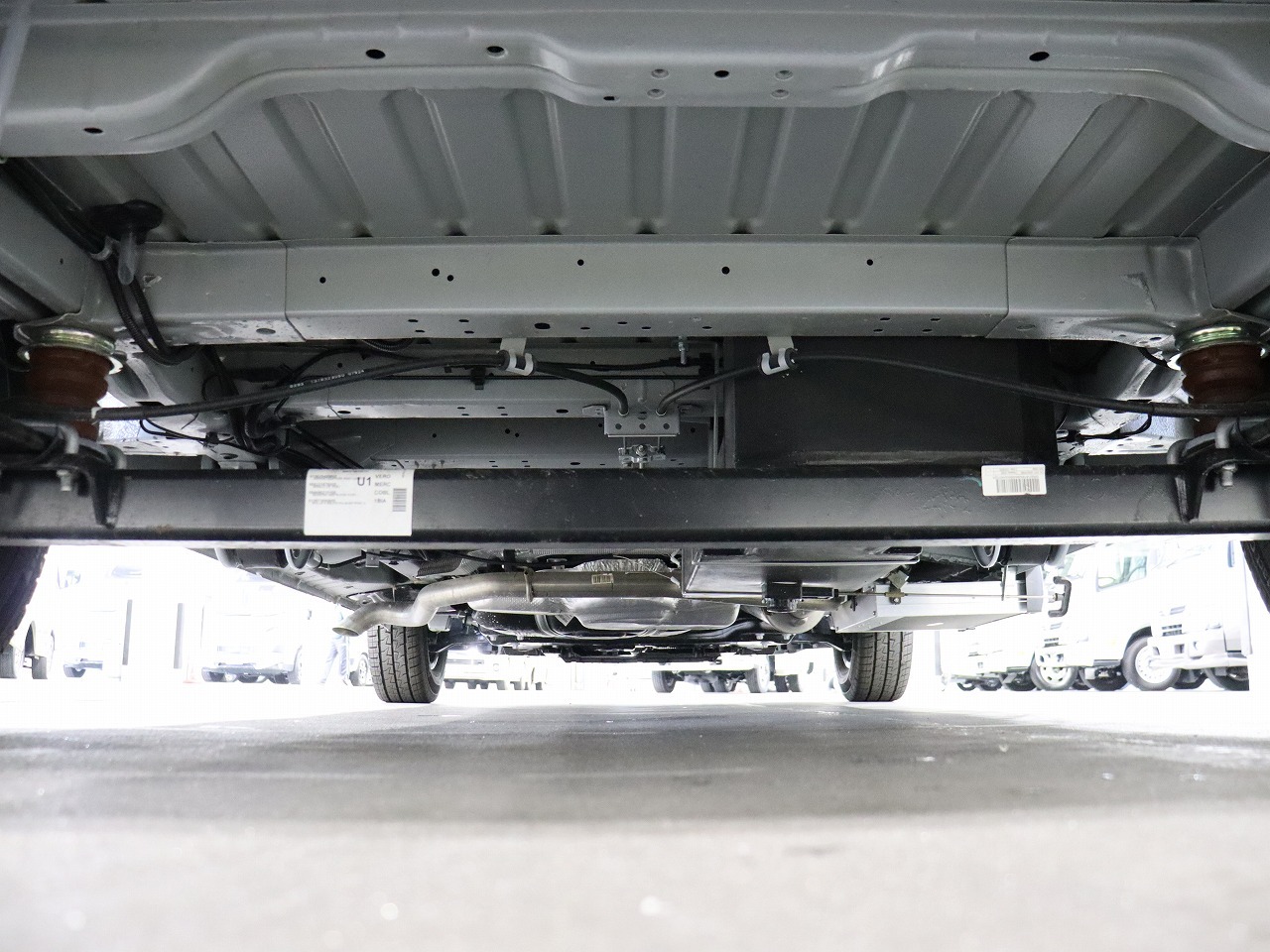 キャンピングカー バンコン ﾃﾞｭｶﾄ　ﾛｰﾗｰﾁｰﾑ　ﾘﾋﾞﾝｸﾞｽﾄｰﾝK2　新車