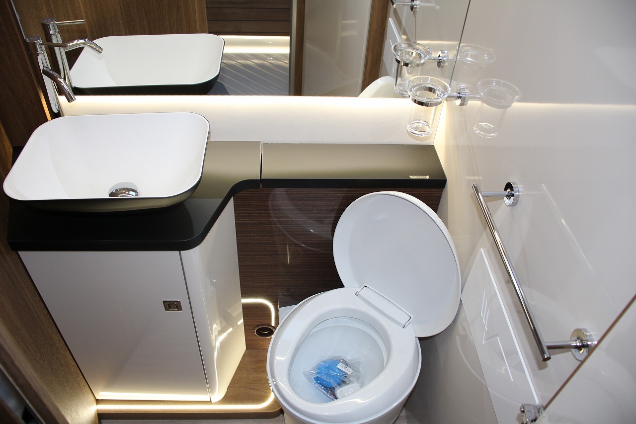 キャンピングカー バスコン ﾃﾞｭｶﾄ ﾓｰﾋﾞﾙｳﾞｪｯﾀ Kﾖｯﾄﾃｸﾉﾗｲﾝ86