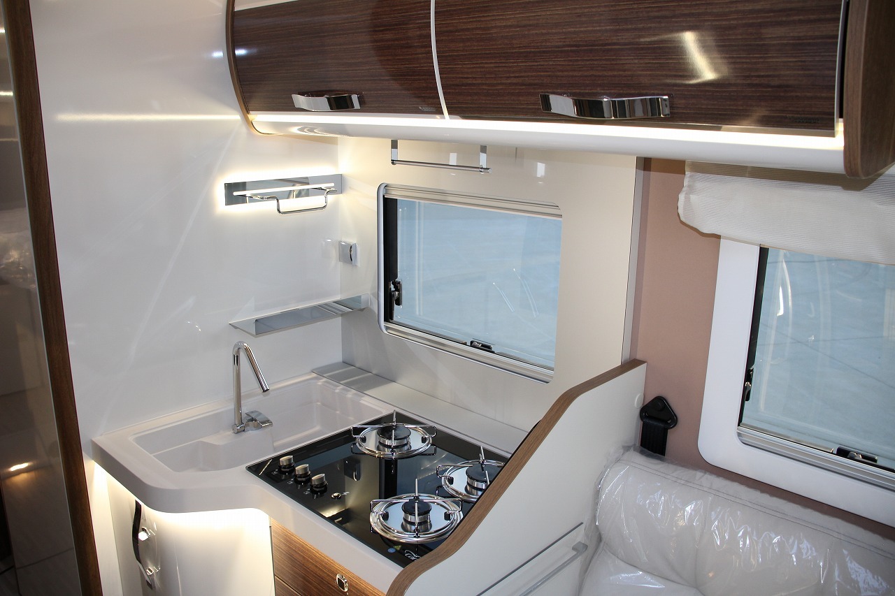 キャンピングカー バスコン ﾃﾞｭｶﾄ ﾓｰﾋﾞﾙｳﾞｪｯﾀ Kﾖｯﾄﾃｸﾉﾗｲﾝ86