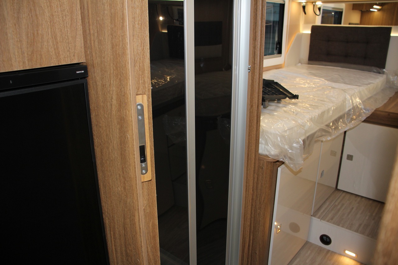 キャンピングカー バスコン ﾃﾞｭｶﾄ ﾓｰﾋﾞﾙｳﾞｪｯﾀ Kﾖｯﾄﾃｸﾉﾗｲﾝ86