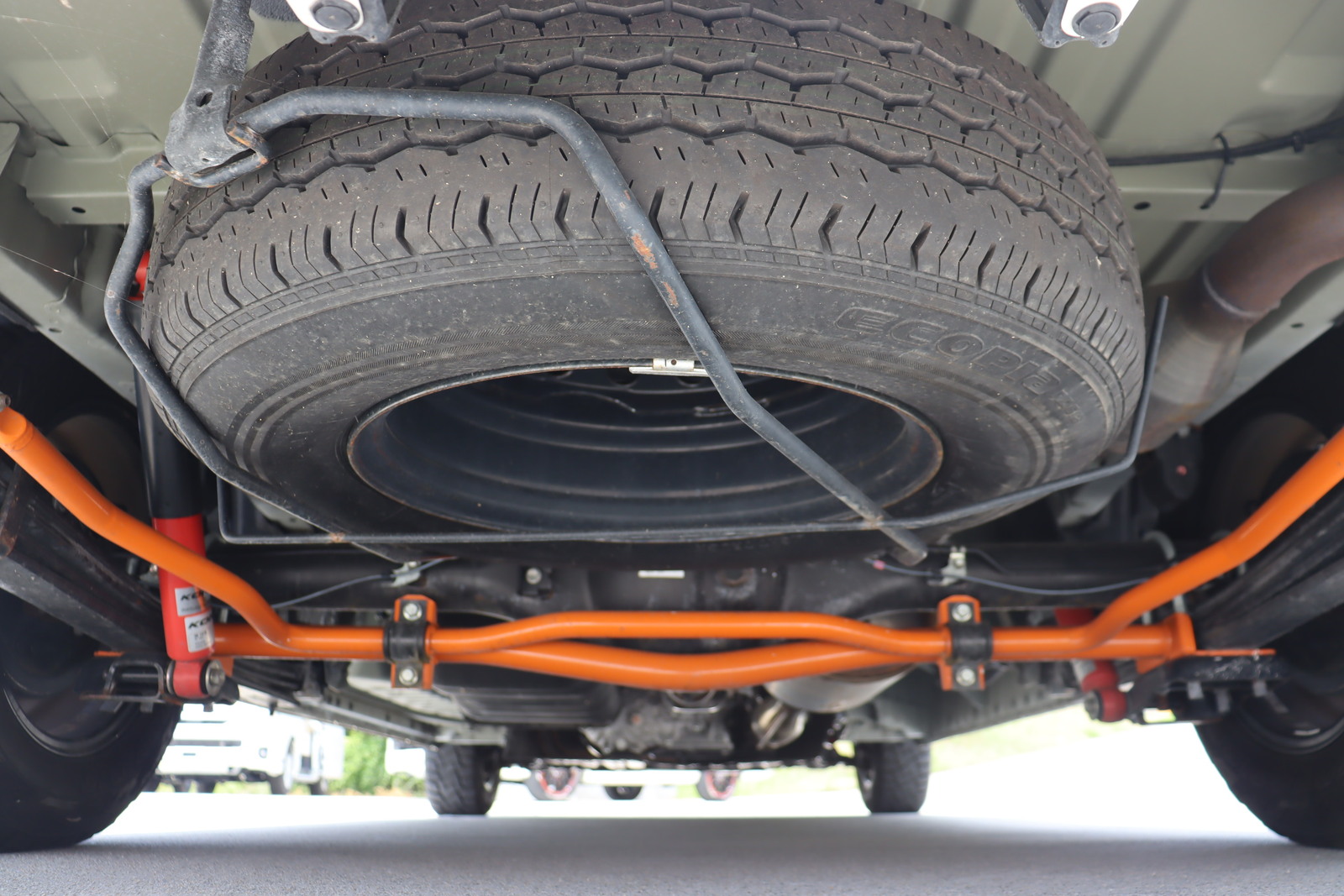 キャンピングカー バンコン ﾊｲｴｰｽ FOCS ｳﾞｪﾙﾃｨｽ 4WD