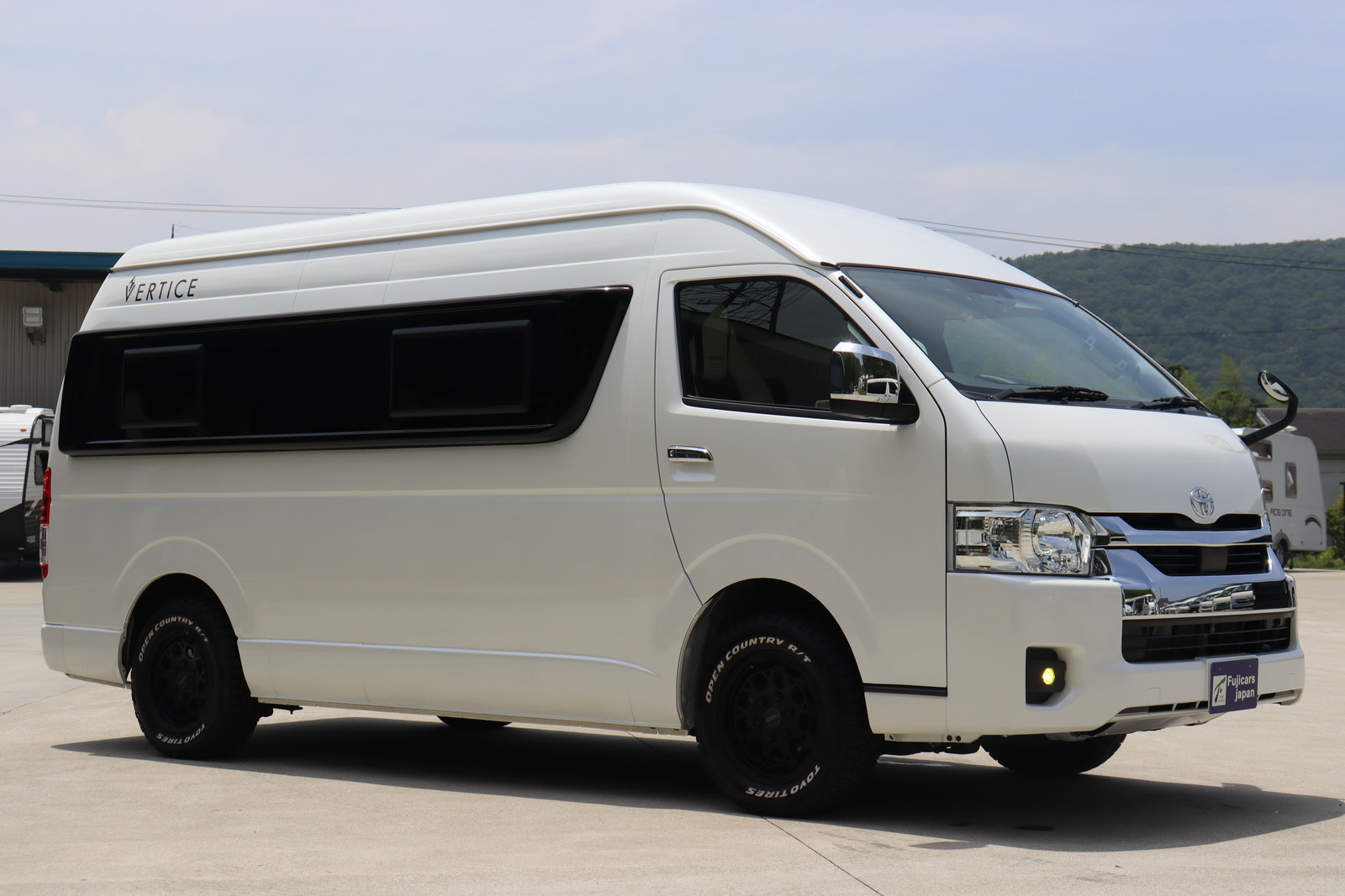 キャンピングカー バンコン ﾊｲｴｰｽ FOCS ｳﾞｪﾙﾃｨｽ 4WD