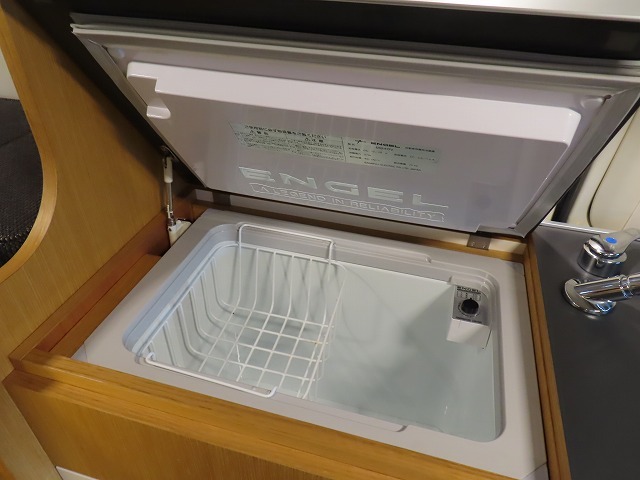 キャンピングカー バンコン ﾊｲｴｰｽﾄｲﾌｧｸﾄﾘｰﾊﾞｰﾃﾞﾝｸﾞﾗﾝﾃﾞ家庭用AC