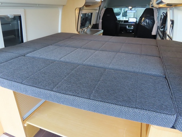 キャンピングカー バンコン ﾊｲｴｰｽﾄｲﾌｧｸﾄﾘｰﾊﾞｰﾃﾞﾝｸﾞﾗﾝﾃﾞ家庭用AC