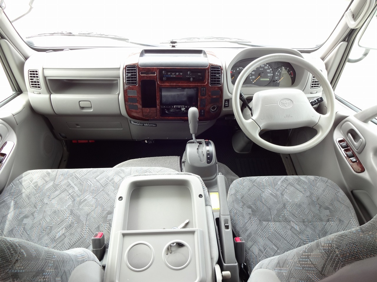 キャンピングカー キャブコン ｶﾑﾛｰﾄﾞ ﾅｯﾂRV ｸﾚｱ5.3X　家ｴｱｺﾝ
